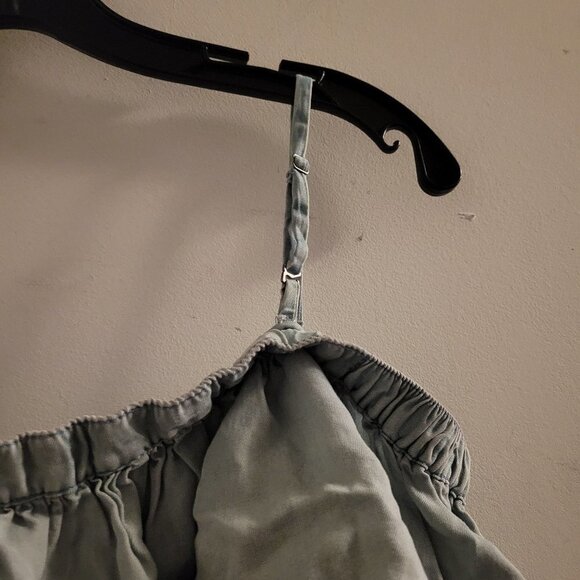 Free People Light Sky Blue Chambray Cold Shoulder Crop Ruffle Top Size Small - Picture 9 of 14